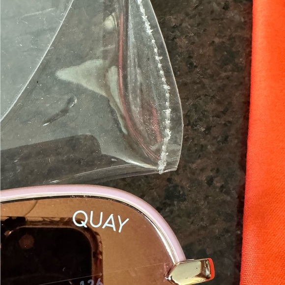 Quay Australia High Key Mini Aviator Sunglasses Blush Pink Gold/Copper Fade Lens - Picture 7 of 8